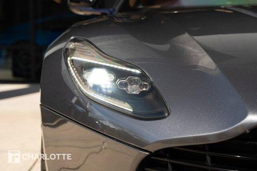 2017 Aston Martin DB11 Base