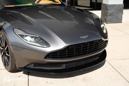 2017 Aston Martin DB11 Base