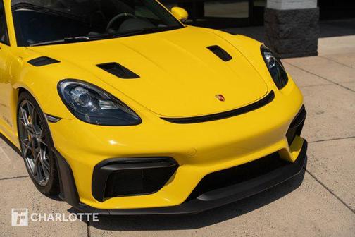 2023 Porsche 718 Cayman GT4 RS