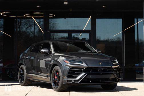 2019 Lamborghini Urus Base