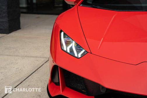 2020 Lamborghini Huracan EVO Base