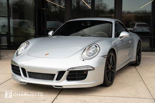 2015 Porsche 911 Carrera GTS