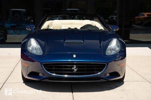 2011 Ferrari California Base