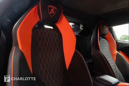 Arancio Apodis Metallic 2024 Lamborghini Revuelto Base
