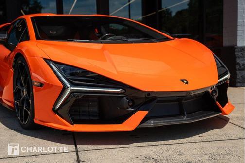 Arancio Apodis Metallic 2024 Lamborghini Revuelto Base