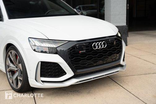 2024 Audi RS Q8 4.0T