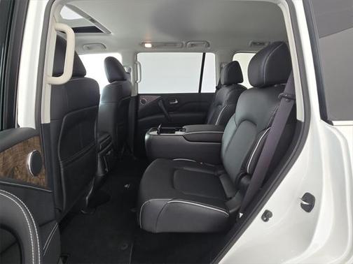 2024 INFINITI QX80 PREMIUM SELECT AWD