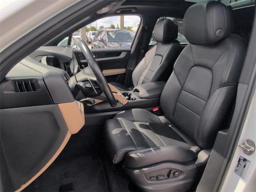 2024 Porsche Cayenne Cayenne