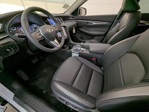 2025 INFINITI QX50 Luxe AWD