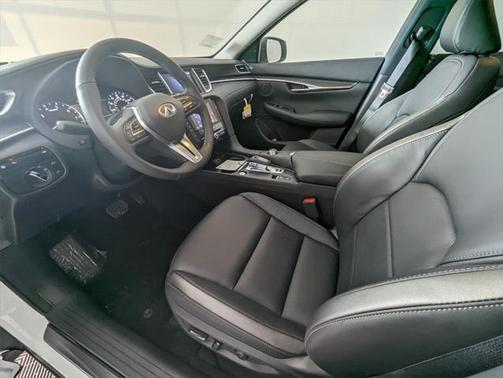 2025 INFINITI QX50 Luxe AWD