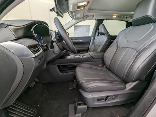 2025 INFINITI QX60 SENSORY