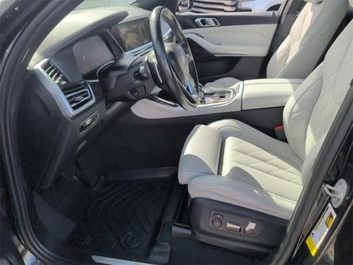 2023 BMW X5 sDrive40i