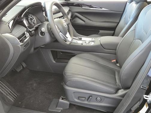 2025 INFINITI QX60 Pure