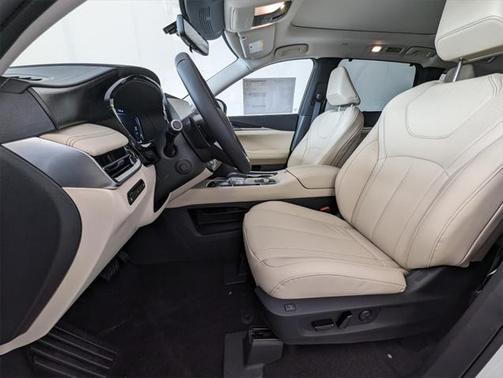2025 INFINITI QX60 SENSORY