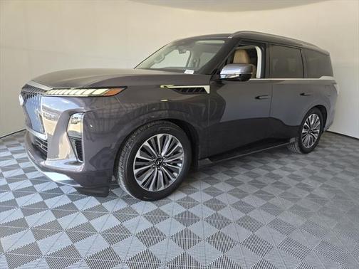 2025 INFINITI QX80 Luxe