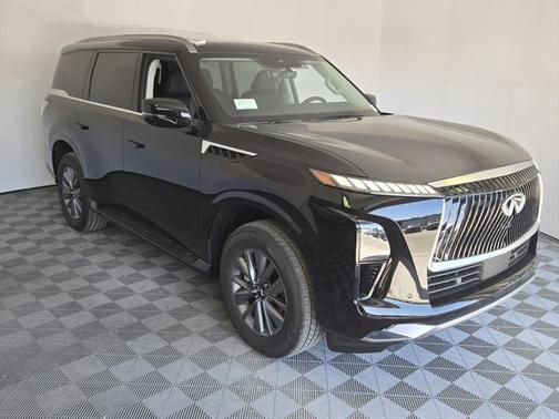 2025 INFINITI QX80 PURE