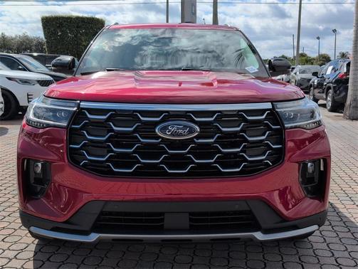 2025 Ford Explorer Platinum