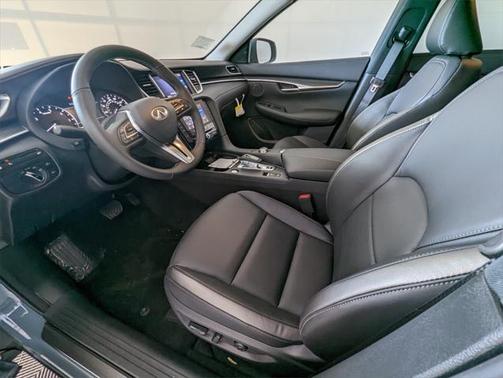 2025 INFINITI QX50 Luxe AWD