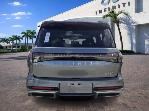 2026 INFINITI QX80 PURE