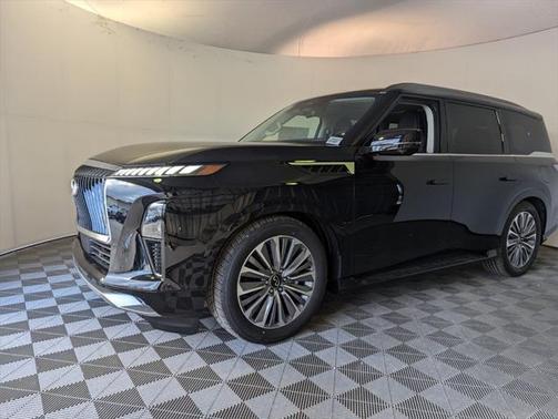 2025 INFINITI QX80 Luxe