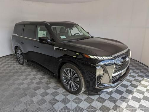 2025 INFINITI QX80 Luxe