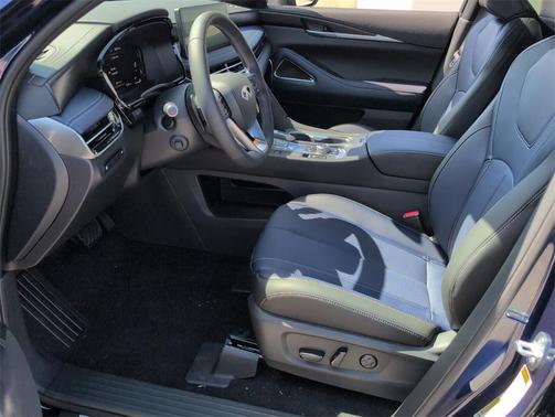 2026 INFINITI QX60 Base