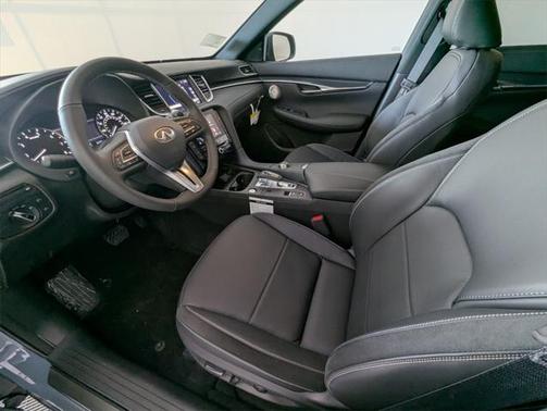 2025 INFINITI QX50 Sport AWD
