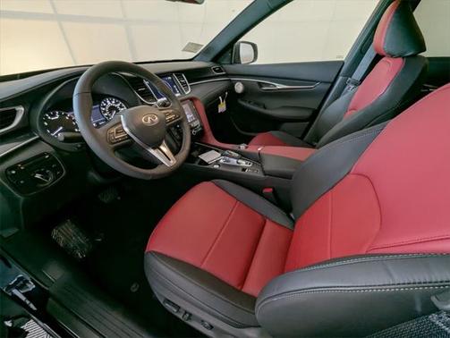 2025 INFINITI QX50 Sport AWD