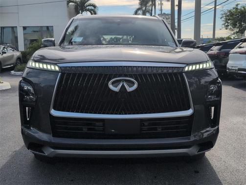 2026 INFINITI QX80 Luxe