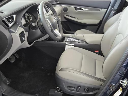2025 INFINITI QX50 Luxe AWD