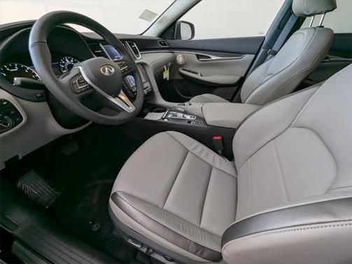 2025 INFINITI QX50 Luxe AWD