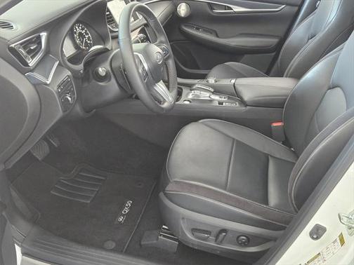 2023 INFINITI QX50 SPORT