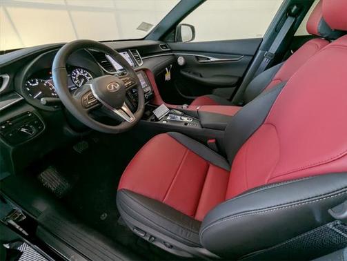 2025 INFINITI QX50 Sport AWD