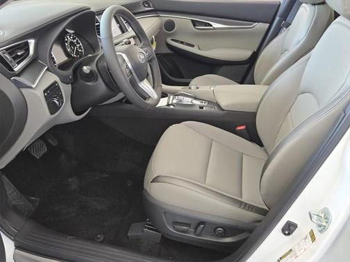 2025 INFINITI QX50 Luxe AWD