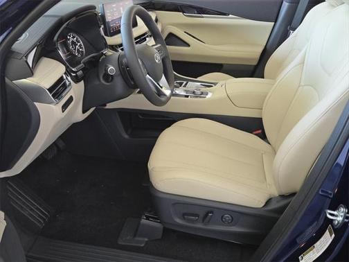 2025 INFINITI QX60 Pure