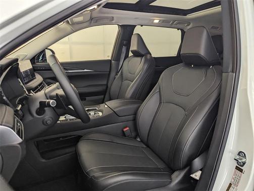 2025 INFINITI QX60 SENSORY