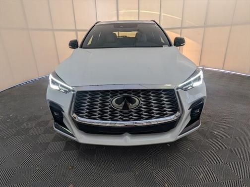 2025 INFINITI QX55 LUXE