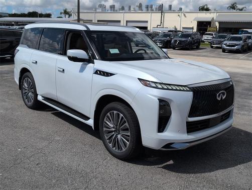 2026 INFINITI QX80 Luxe
