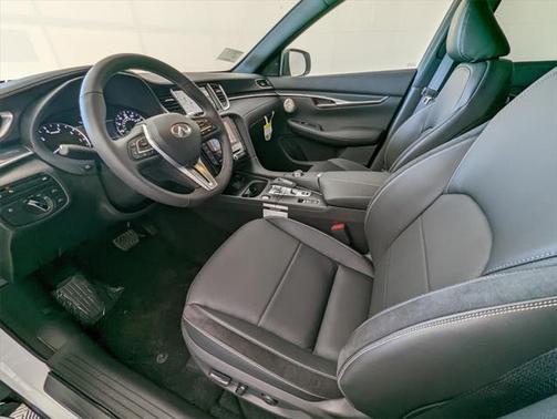 2025 INFINITI QX50 Sport AWD
