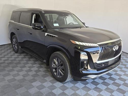 2025 INFINITI QX80 PURE