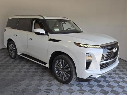 2025 INFINITI QX80 Luxe