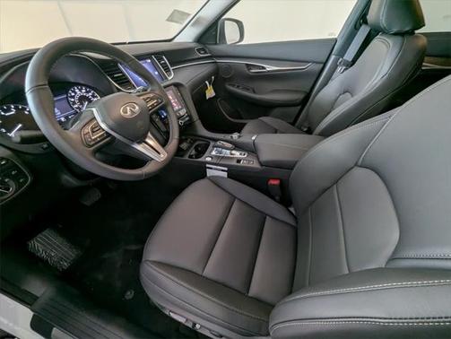 2025 INFINITI QX50 Pure AWD