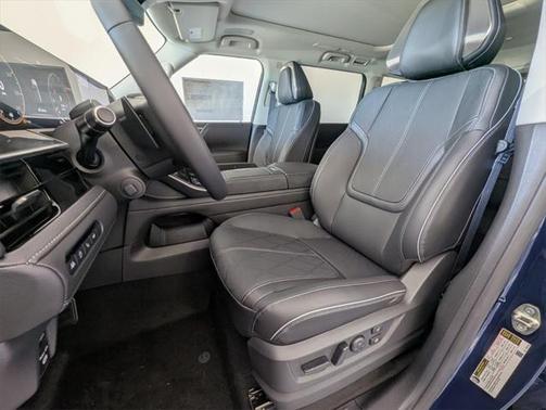 2025 INFINITI QX80 SENSORY AWD