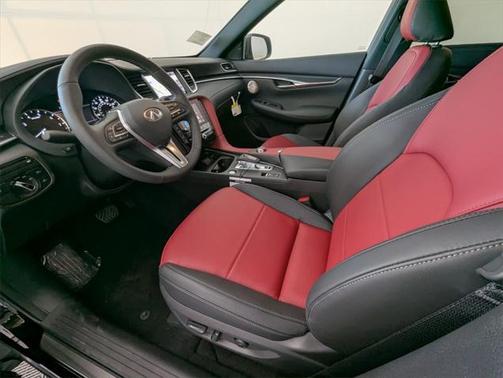 2025 INFINITI QX50 Sport AWD