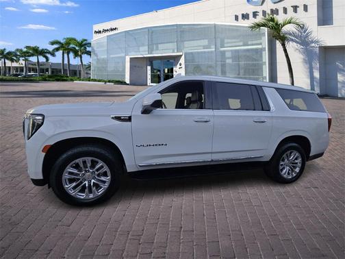 2023 GMC Yukon XL SLT