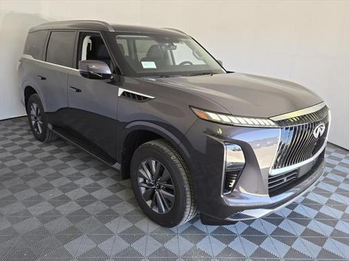 2025 INFINITI QX80 PURE
