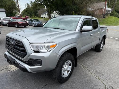 2019 Toyota Tacoma SR