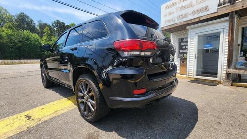 Black 2019 Jeep Grand Cherokee High Altitude