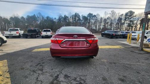 2016 Toyota Camry SE