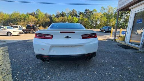 White 2018 Chevrolet Camaro 2LT